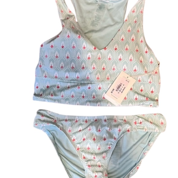 Carve Designs Other - carve designs two-piece bathing suit - size L - nwt